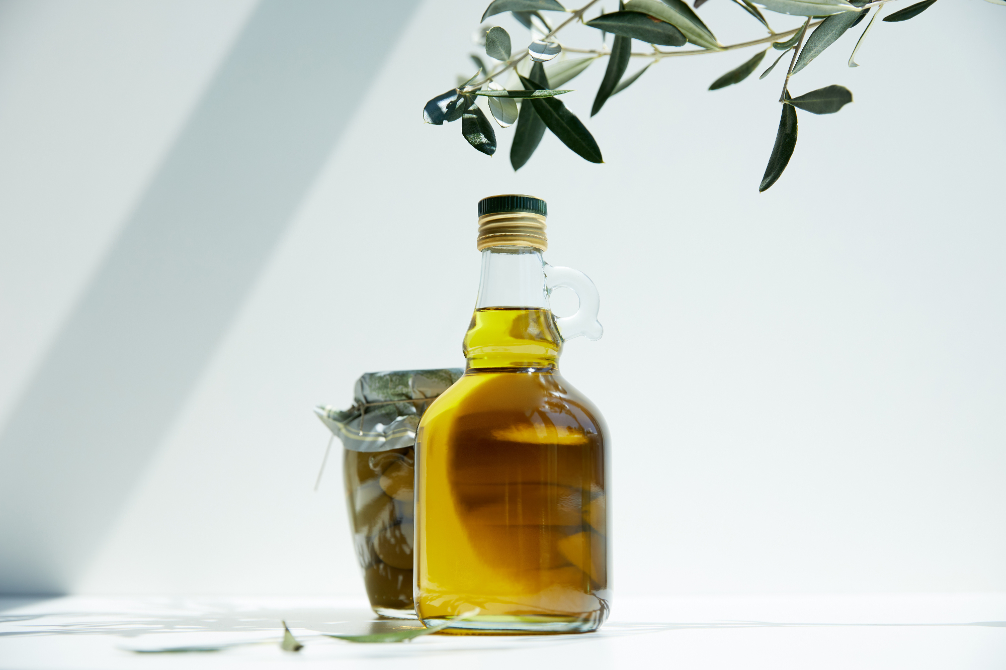 Domače olivno olje je nekaj, kar se res splača imeti doma